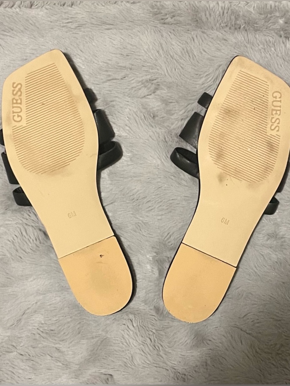 GUESS | Slide Sandals - Picture 3 of 3